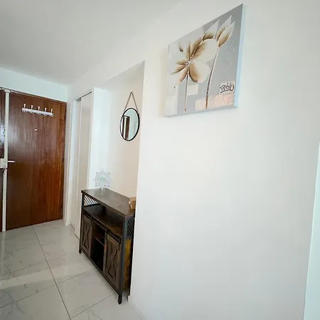 Ravissant T1 Au Bord De L'eau Juan Les Pins